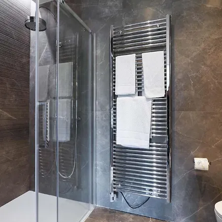 Elegant Urban Retreat In The Heart Of - Brera Milano