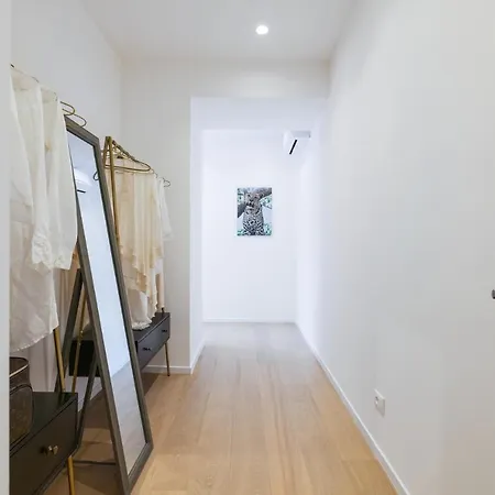 Elegant Urban Retreat In The Heart Of - Brera 公寓