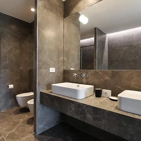 Elegant Urban Retreat In The Heart Of - Brera * ميلان