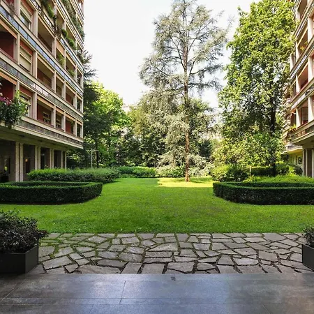 Elegant Urban Retreat In The Heart Of - Brera 公寓